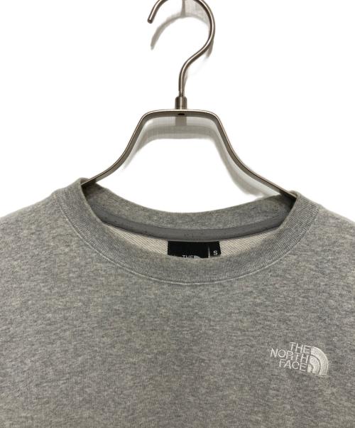 THE NORTH FACE（ザ ノース フェイス）THE NORTH FACE (ザ ノース フェイス) ロゴ刺繍スウェット グレー サイズ:Sの古着・服飾アイテム