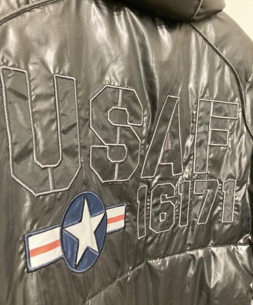 AVIREX（アヴィレックス）AVIREX (アヴィレックス) USAF PADDING JACKET（USAF パディング ジャケット） ブラック サイズ:Lの古着・服飾アイテム