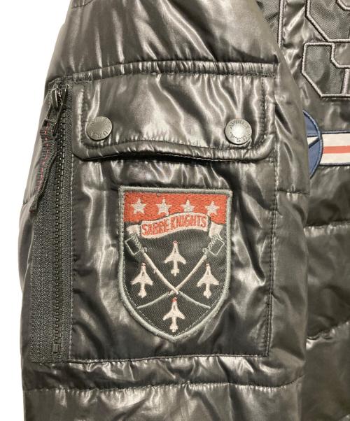 AVIREX（アヴィレックス）AVIREX (アヴィレックス) USAF PADDING JACKET（USAF パディング ジャケット） ブラック サイズ:Lの古着・服飾アイテム