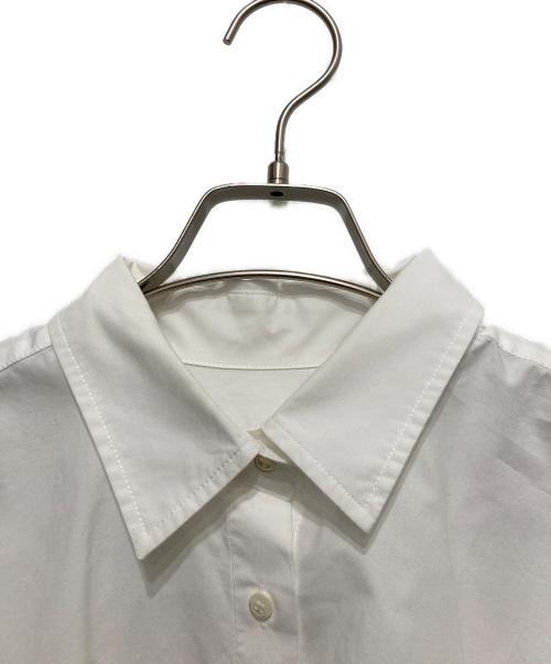 YANUK（ヤヌーク）YANUK (ヤヌーク) バックボタンシャツ ホワイト サイズ:Mの古着・服飾アイテム