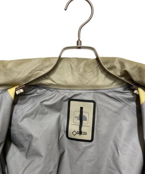 THE NORTH FACE（ザ ノース フェイス）THE NORTH FACE (ザ ノース フェイス) GTX Track Jacket　ゴアテックストラックジャケット ベージュ サイズ:SIZE Lの古着・服飾アイテム
