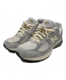 NEW BALANCE（ニューバランス）の古着「M2002」｜グレー