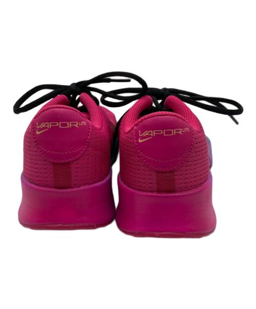 NIKE（ナイキ）NIKE (ナイキ) Court Vapor Lite 2　コート ヴェイパー ライト ツー Fireberry サイズ:SIZE 26cmの古着・服飾アイテム