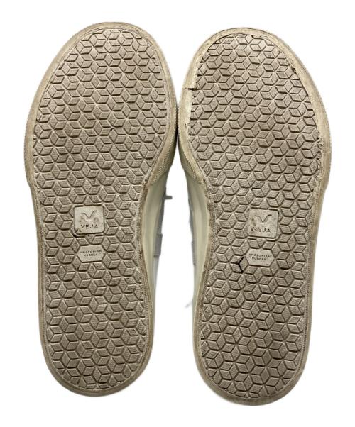 VEJA（ヴェジャ）VEJA (ヴェジャ) CAMPO FURED LEATHER アイボリー サイズ:24cmの古着・服飾アイテム