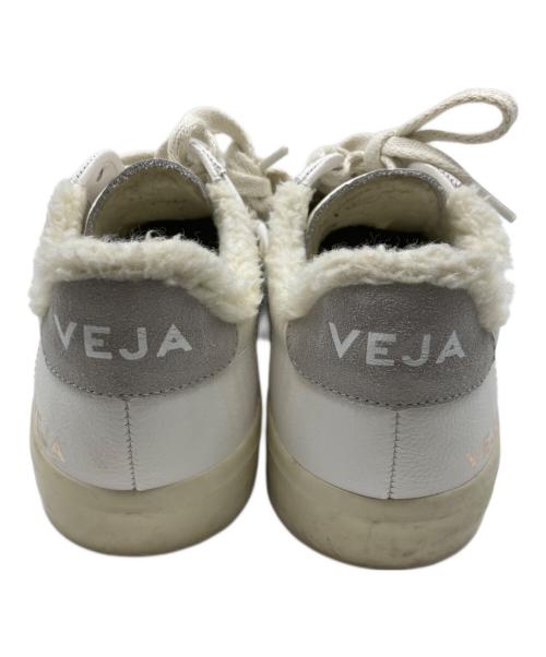 VEJA（ヴェジャ）VEJA (ヴェジャ) CAMPO FURED LEATHER アイボリー サイズ:24cmの古着・服飾アイテム