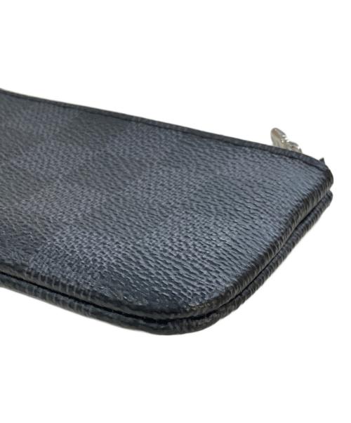 LOUIS VUITTON（ルイ ヴィトン）LOUIS VUITTON (ルイ ヴィトン) ポシェット・クレ ダミエ・グラフィット ブラックの古着・服飾アイテム