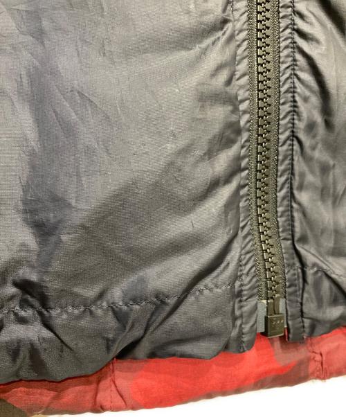 BLACK LABEL CRESTBRIDGE（ブラックレーベル クレストブリッジ）BLACK LABEL CRESTBRIDGE (ブラックレーベル クレストブリッジ) リバーシブルダウンジャケット ネイビー サイズ:Ⅿの古着・服飾アイテム