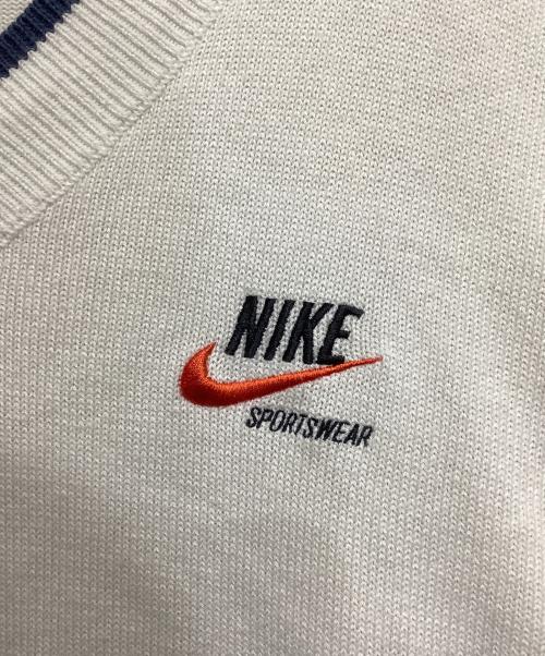 NIKE SPORTS WEAR（ナイキスポーツウェア）NIKE SPORTS WEAR (ナイキスポーツウェア) NIKE AS M NSW NIKE TREND SWEATER SAIL ホワイト×ブルー サイズ:XLの古着・服飾アイテム