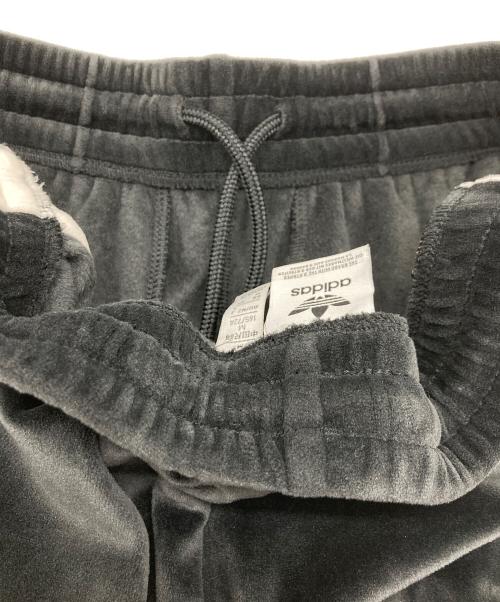 adidas（アディダス）adidas (アディダス) W ADIBREAK VELOUR TP ブラック サイズ:Lの古着・服飾アイテム