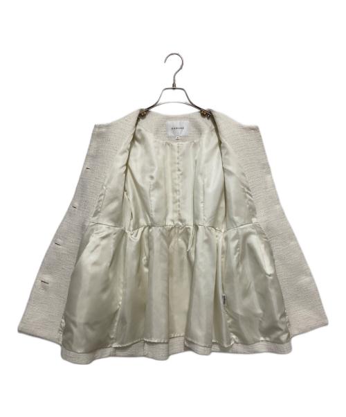 CADUNE（カデュネ）CADUNE (カデュネ) ペプラムジャケット アイボリー サイズ:36の古着・服飾アイテム