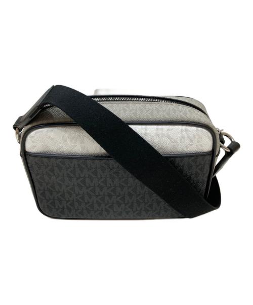 MICHAEL KORS（マイケルコース）MICHAEL KORS (マイケルコース) JET SET ITEM ポケット クロスボディ ウィズ アタッチ ミディアム ホワイト×ブラックの古着・服飾アイテム