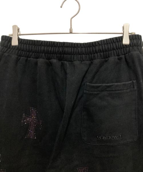 unknown（アンノウン）Unknown (アンノウン) A'GEM/9 (エージェムナイン) Cross Rhinestone Jogger② ブラック サイズ:Lの古着・服飾アイテム