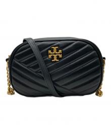 TORY BURCH（トリーバーチ）の古着「キラ シェブロン カメラバッグ」｜ブラック