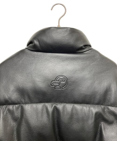 ZARA（ザラ）ZARA (ザラ) LEATHER EFFECT PUFFER JACKET ブラック サイズ:Mの古着・服飾アイテム
