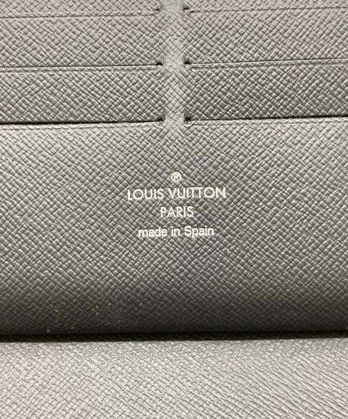 LOUIS VUITTON（ルイ ヴィトン）LOUIS VUITTON (ルイ ヴィトン) 財布 ブラックの古着・服飾アイテム