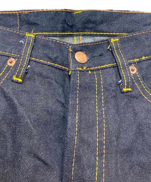 EVISU（エヴィス）EVISU (エヴィス) 刺繍デニムパンツ インディゴ サイズ:30×34の古着・服飾アイテム