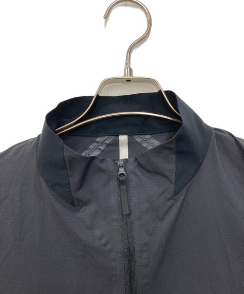 ARC'TERYX VEILANCE（アークテリクスヴェイランス）ARC'TERYX VEILANCE (アークテリクスヴェイランス) DEMLO JACKET ブラック サイズ:Sの古着・服飾アイテム