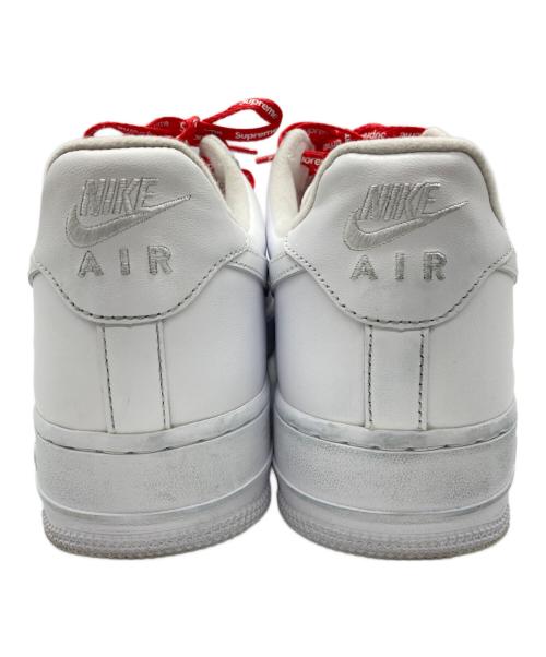 NIKE（ナイキ）NIKE (ナイキ) Supreme (シュプリーム) スニーカー ホワイト サイズ:27の古着・服飾アイテム