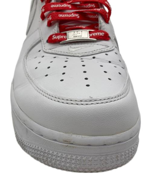 NIKE（ナイキ）NIKE (ナイキ) Supreme (シュプリーム) スニーカー ホワイト サイズ:27の古着・服飾アイテム