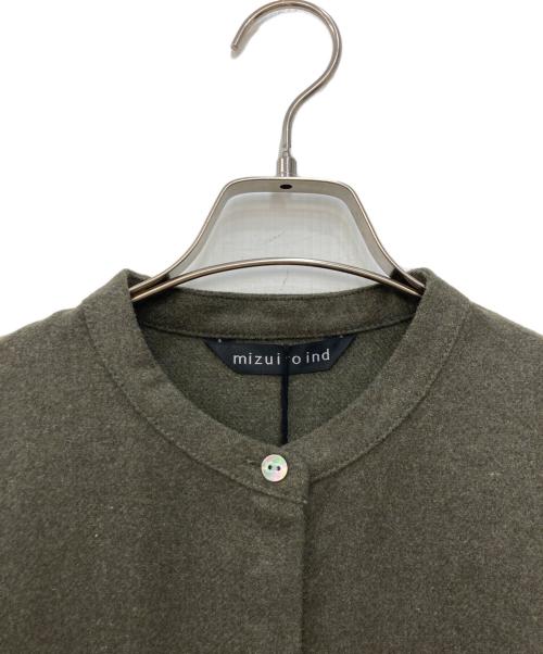 mizuiro-ind（ミズイロインド）mizuiro-ind (ミズイロインド) 25AW サイドスリットウールバンドカラーワンピース グリーン サイズ:不明 未使用品の古着・服飾アイテム