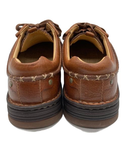 CLARKS（クラークス）CLARKS (クラークス) レザーシューズ ブラウン サイズ:7の古着・服飾アイテム