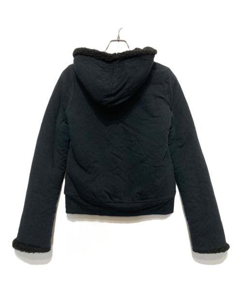 BURBERRY BLUE LABEL（バーバリー ブルー レーベル）BURBERRY BLUE LABEL (バーバリー ブルー レーベル) スウェット×ボアリバーシブルパーカー ブラック サイズ:38の古着・服飾アイテム