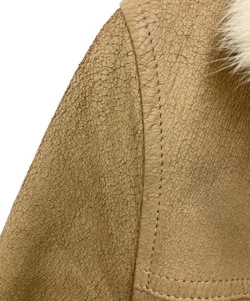 BURBERRY BLUE LABEL（バーバリー ブルー レーベル）BURBERRY BLUE LABEL (バーバリー ブルー レーベル) ピッグスキン×ラビットファージャケット ベージュ サイズ:38の古着・服飾アイテム