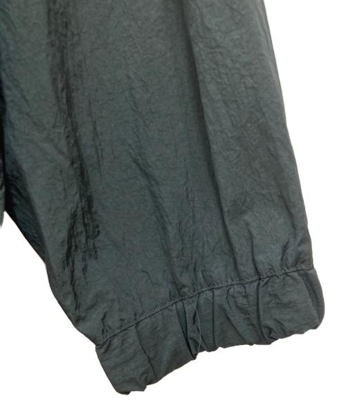 ATON（エイトン）ATON (エイトン) HAND DYE NYLON COACH JACKET ディープグリーン サイズ:4の古着・服飾アイテム