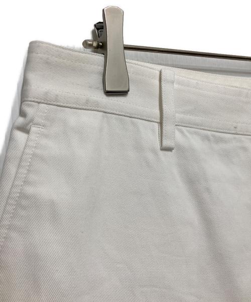 AURALEE（オーラリー）AURALEE (オーラリー) HARD TWIST FINX HEAVY CHINO SLACKS ホワイト サイズ:5の古着・服飾アイテム