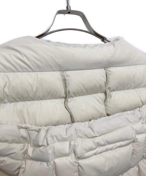 cape  horn（ケープ ホーン）cape  horn (ケープ ホーン) TIERRA ダウンコート ホワイト サイズ:44の古着・服飾アイテム