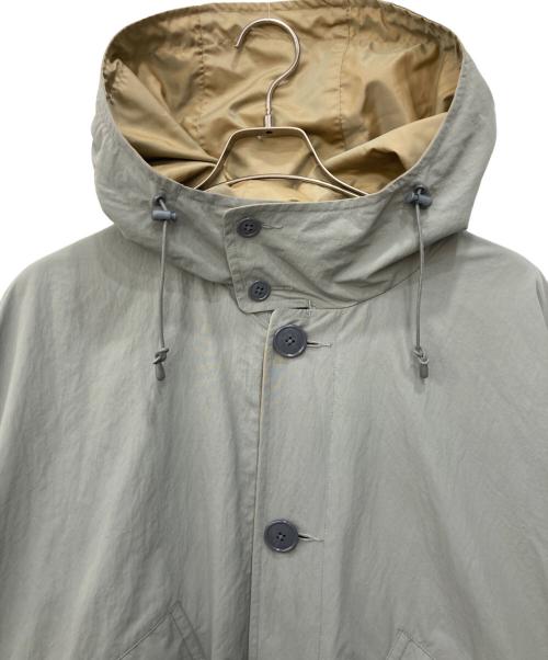 DAIWA PIER39（ダイワ ピア39）DAIWA PIER39 (ダイワ ピア39) TECH MIL REVERSIBLE OVERCOAT カーキ×ベージュ サイズ:XLの古着・服飾アイテム