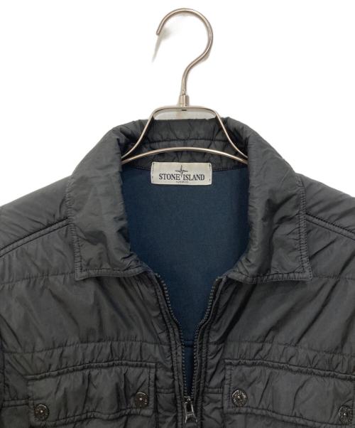 STONE ISLAND（ストーンアイランド）STONE ISLAND (ストーンアイランド) GARMENT DYED INSULATED OVERSHIRT　ガーメント ダイド インシュレイテッド オーバーシャツ ブラック サイズ:Sの古着・服飾アイテム