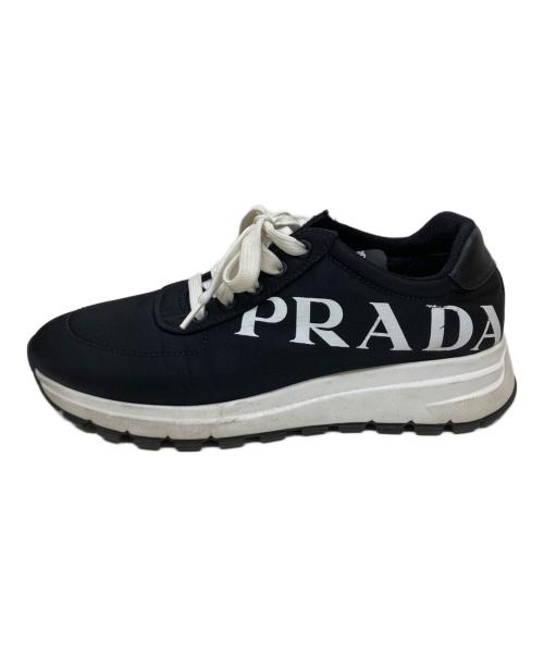 PRADA（プラダ）PRADA (プラダ) ロゴスニーカー ブラック サイズ:37の古着・服飾アイテム