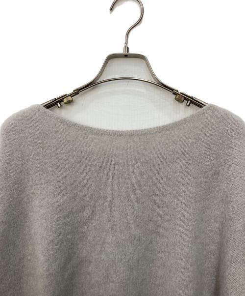 BEARDSLEY（ビアズリー）BEARDSLEY (ビアズリー) FOXウール後ろボタンニット ベージュ サイズ:FREEの古着・服飾アイテム