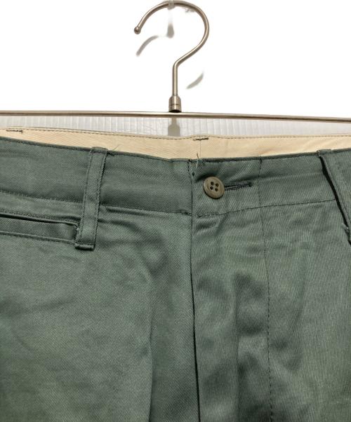 BURGUS PLUS（バーガスプラス）BURGUS PLUS (バーガスプラス) Zip fly Modern Chino Trousers グリーン サイズ:38の古着・服飾アイテム