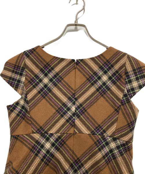 BURBERRY BLUE LABEL（バーバリー ブルー レーベル）BURBERRY BLUE LABEL (バーバリー ブルー レーベル) カシミヤ・モヘヤコンウールワンピース ブラウン サイズ:38の古着・服飾アイテム