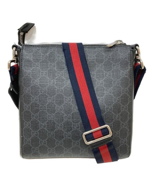GUCCI（グッチ）GUCCI (グッチ) クーリエ GGスプリーム メッセンジャーバッグ ブラックの古着・服飾アイテム
