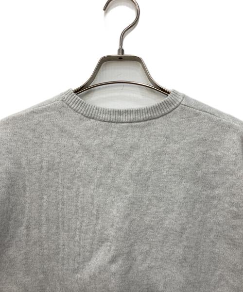 UNITED ARROWS（ユナイテッドアローズ）UNITED ARROWS (ユナイテッドアローズ) 3Dリボンクルーネックニット グレー サイズ:FREEの古着・服飾アイテム