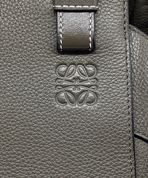 LOEWE（ロエベ）LOEWE (ロエベ) ミニハンモックドローストリングバッグ グリーンの古着・服飾アイテム