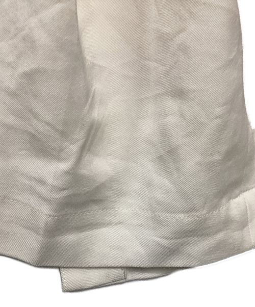 ISSEY MIYAKE（イッセイミヤケ）ISSEY MIYAKE (イッセイミヤケ) SQUARE ONE PANTS SOLID Straight Trousers ホワイト サイズ:2の古着・服飾アイテム