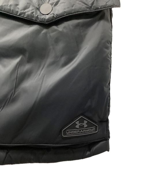 UNDER ARMOUR（アンダーアーマー）UNDER ARMOUR (アンダー アーマー) ダウンベスト ネイビー サイズ:2XLの古着・服飾アイテム