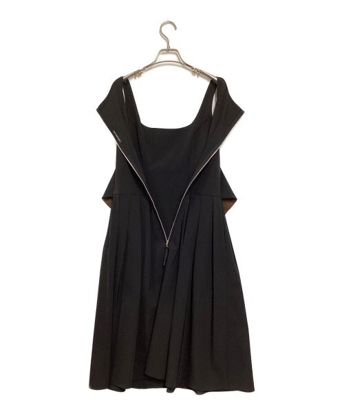 FOXEY NEWYORK（フォクシーニューヨーク）FOXEY NEWYORK (フォクシーニューヨーク) リボンノースリーブワンピース ブラック サイズ:不明の古着・服飾アイテム