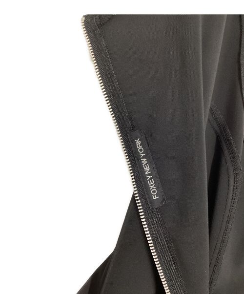 FOXEY NEWYORK（フォクシーニューヨーク）FOXEY NEWYORK (フォクシーニューヨーク) リボンノースリーブワンピース ブラック サイズ:不明の古着・服飾アイテム