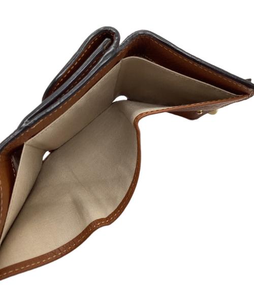 Chloe（クロエ）Chloe (クロエ) アルファベットミニトリフォールドウォレット ブラウンの古着・服飾アイテム