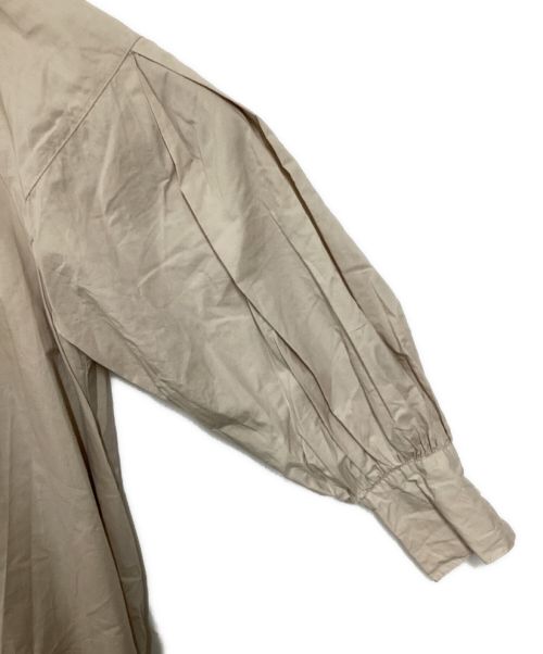 universal tissu（ユニバーサルティシュ）universal tissu (ユニバーサルティシュ) ナチュラルタイプライターテントラインワンピース ベージュ サイズ:Freeの古着・服飾アイテム