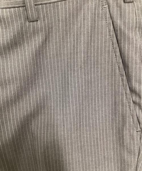 BURBERRY BLACK LABEL（バーバリーブラックレーベル）BURBERRY BLACK LABEL (バーバリーブラックレーベル) ストライプセットアップスーツ グレー サイズ:36Rの古着・服飾アイテム