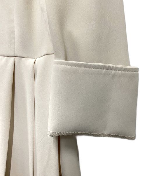 CELFORD（セルフォード）CELFORD (セルフォード) ボウタイプリーツワンピース アイボリー サイズ:36の古着・服飾アイテム