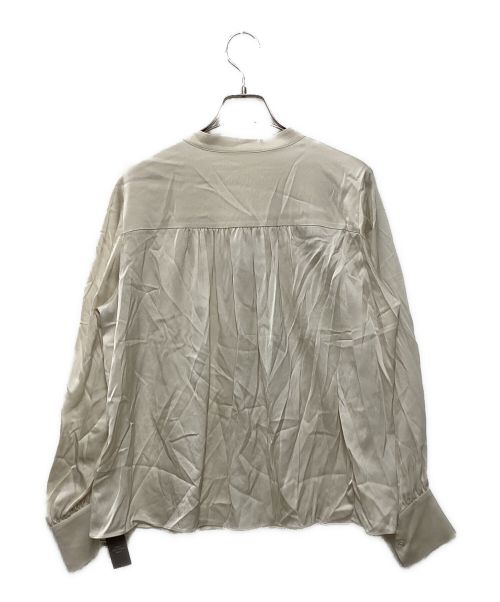 自由区（ジユウク）自由区 (ジユウク) ウォッシャブルシャツブラウス アイボリー サイズ:44 未使用品の古着・服飾アイテム