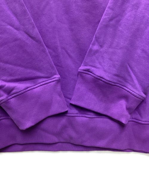 VERSACE JEANS COUTURE（ヴェルサーチ ジーンズクチュール）VERSACE JEANS COUTURE (ヴェルサーチ ジーンズクチュール) プルオーバーパーカー パープル サイズ:Mの古着・服飾アイテム