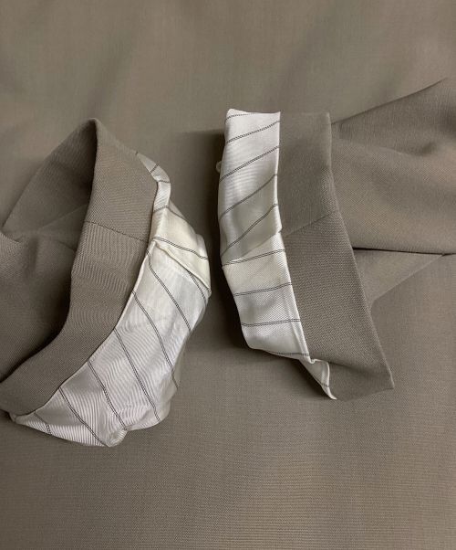 Ujoh（ウジョー）Ujoh (ウジョー) ノーカラージャケット カーキ サイズ:2の古着・服飾アイテム